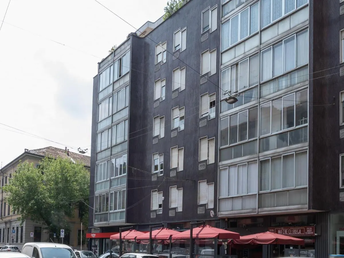 The Best Rent - Comfortable One Bedroom Apartment In Milan Downtown Italy